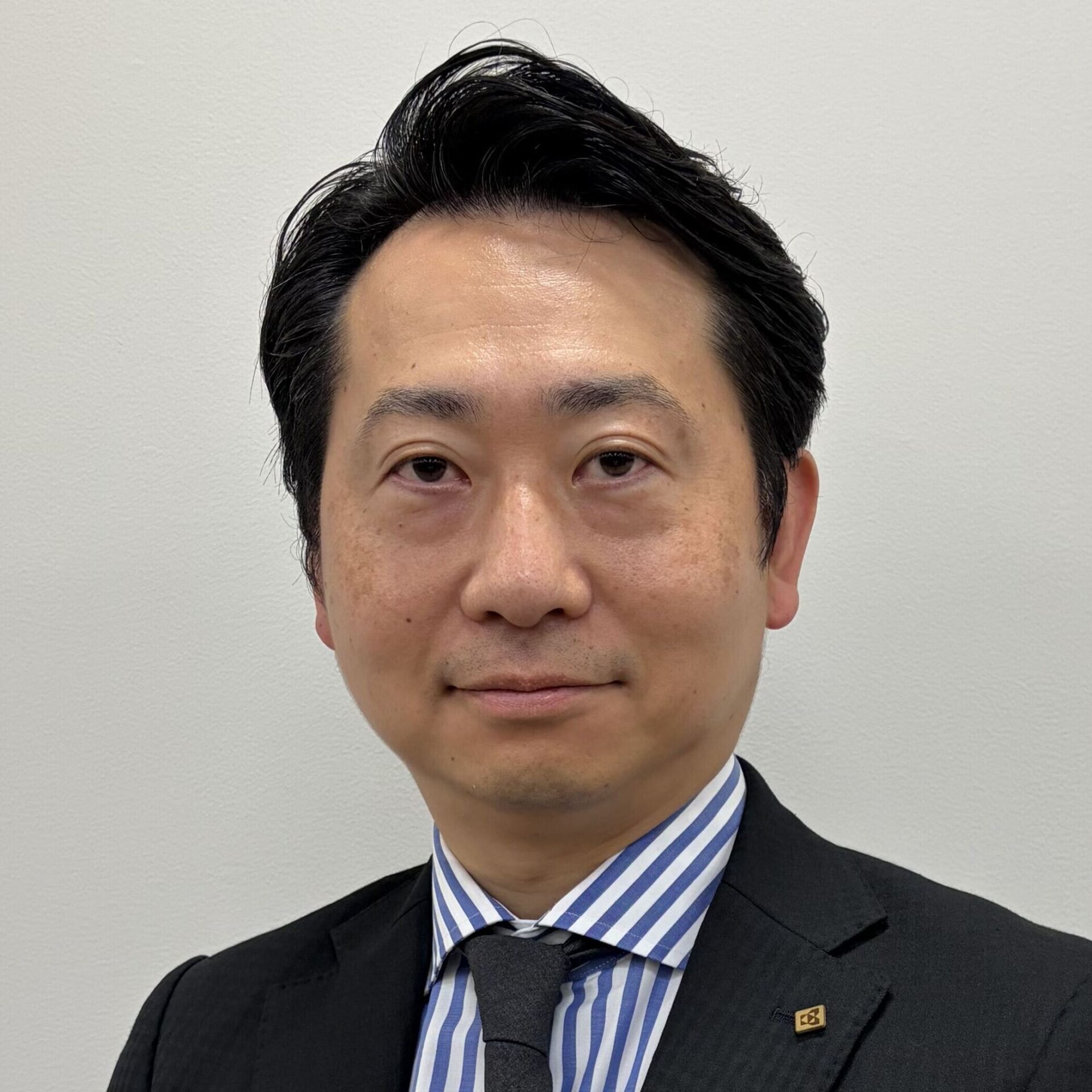 堀井 裕介 氏