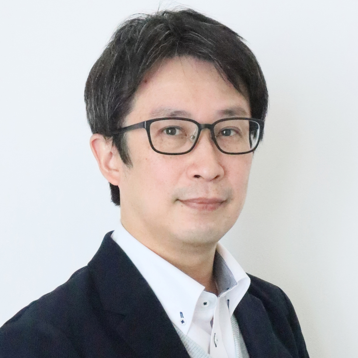 洪 陽杓 氏